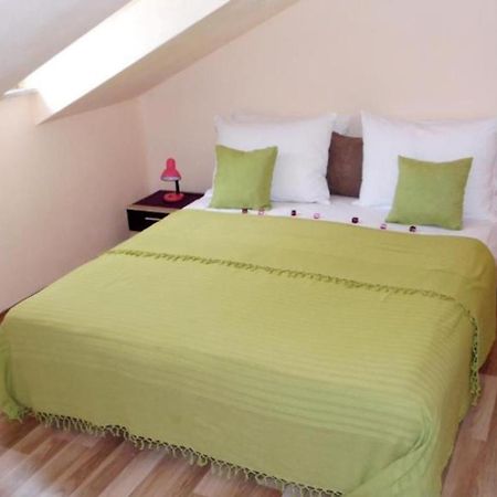 Sarita Apartments 2 Makarska Luaran gambar
